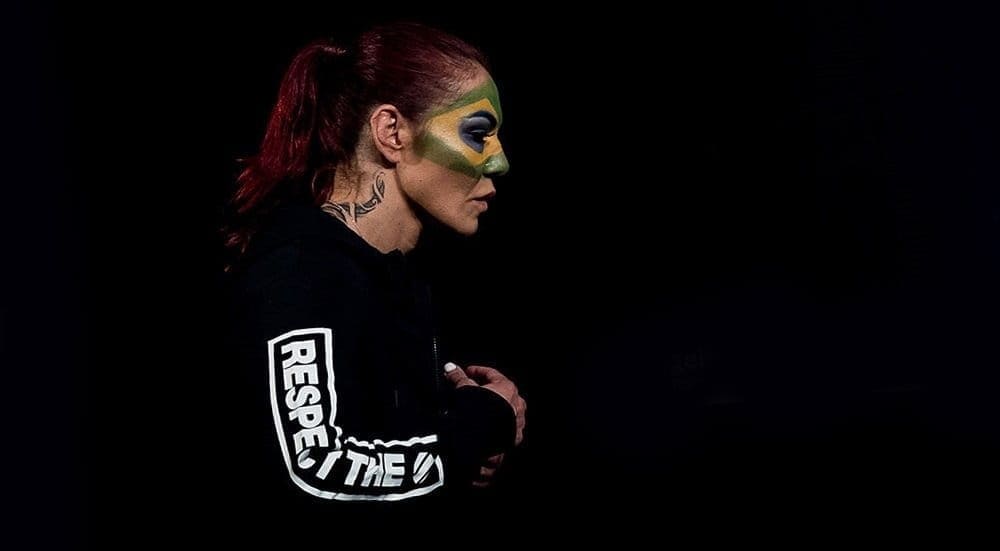 Крис Киборг оставляет вакантным титул Invicta FC, бросает вызов Жермейн Де Рандами
