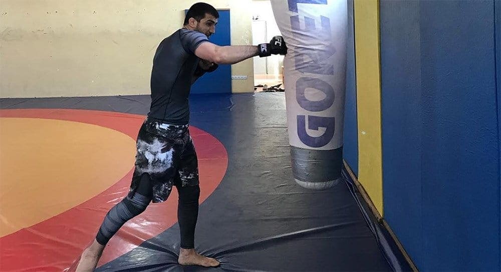Рамазан Эмеев лишился соперника