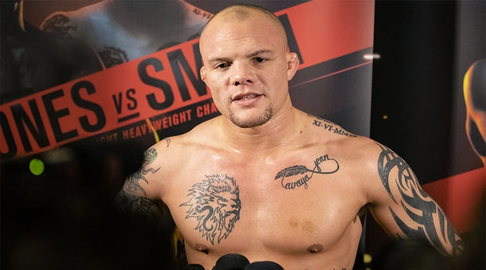 Энтони Смит: «Если комиссия считает, что Джонс чист, значит, и я буду считать его таковым»