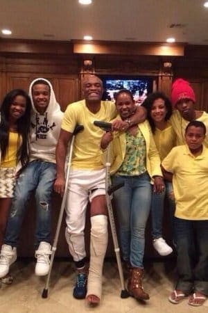 Андерсон Сильва: «Желаю всем огромного счастья в 2014 году»