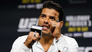 Пауло Коста отреагировал на бой с Шарой Буллетом: «Выглядит весело»