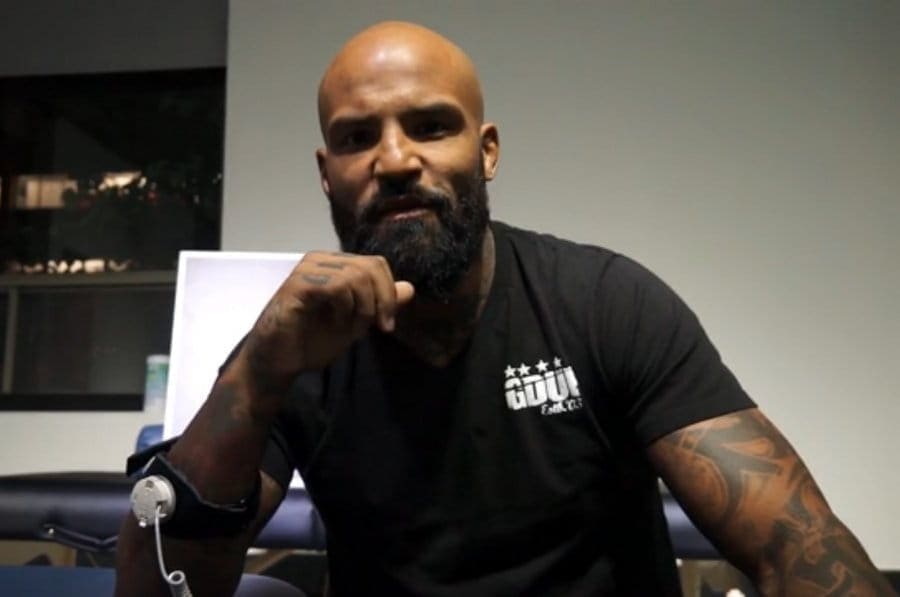 Райан Форд утверждает, что вышел на бой с Джейком Шилдсом с переломом руки