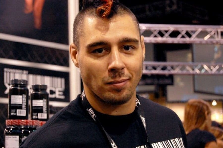 Дэн Харди (Dan Hardy)