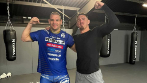Бывший чемпион PFL Анте Делия подписан в UFC