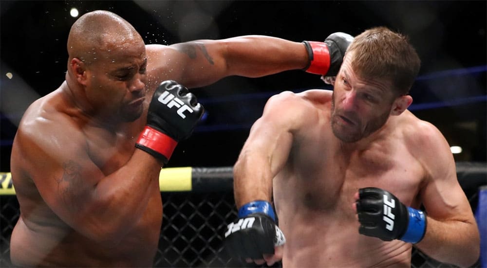 Кертис Блэйдс: «Эго Кормье не позволит ему бороться с Миочичем, и он снова упадет»