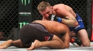 Тим Эллиотт планирует подняться в легчайший вес