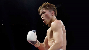 Наоя Иноуэ победил Муроджона Ахмадалиева и защитил абсолютный титул