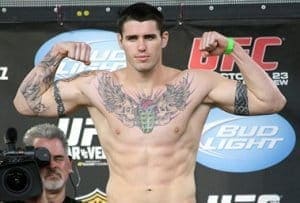 Поединок Криса Кэмоззи и Бадди Робертса состоится на турнире UFC 150 в Денвере