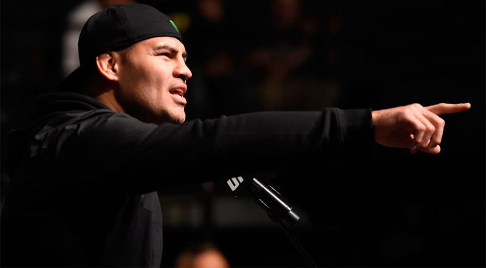 Кейн Веласкес заявил, что может побить Джона Джонса