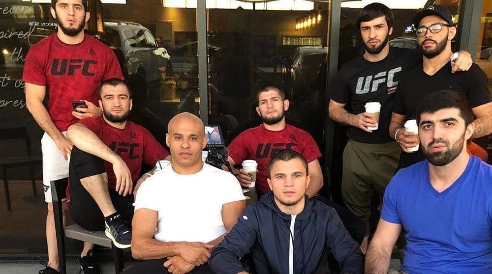 Хабиб Нурмагомедов угрожает уйти из UFC: «Мы в России своих не бросаем»