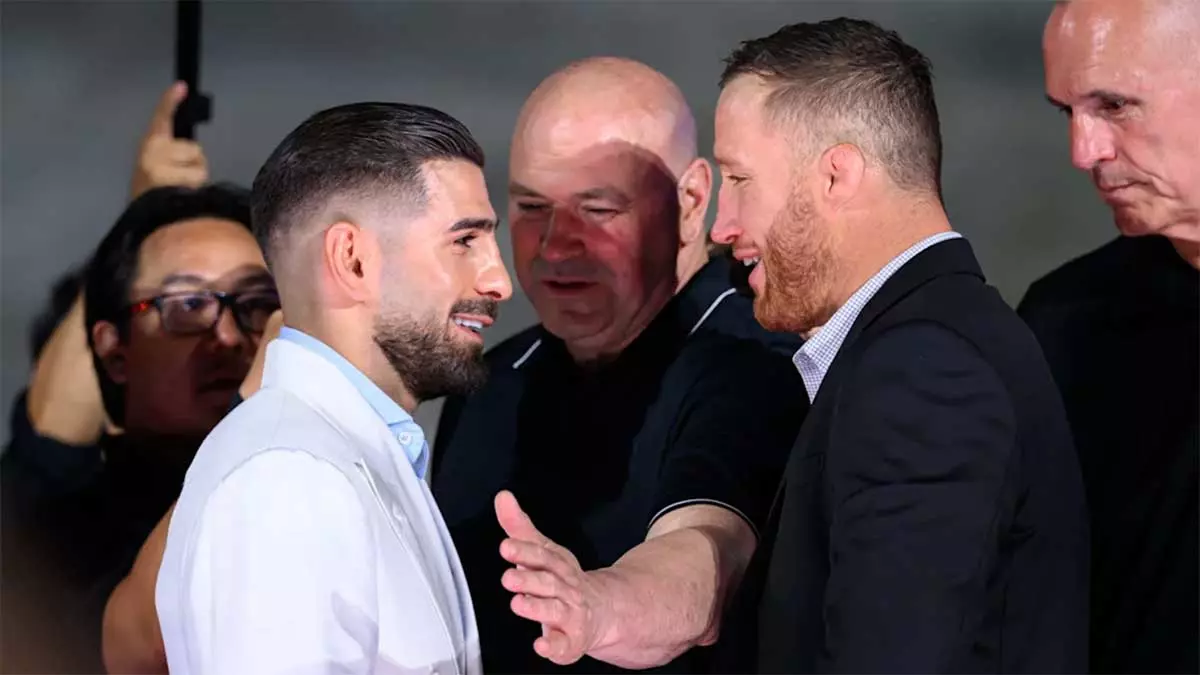Илия Топурия, Дана Уайт и Джастин Гэйтжи