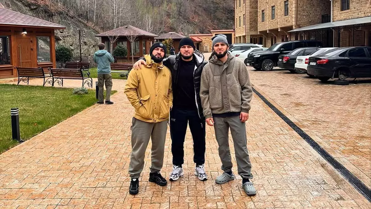 Зубайра Тухугов, Хабиб Нурмагомедов и Ислам Махачев