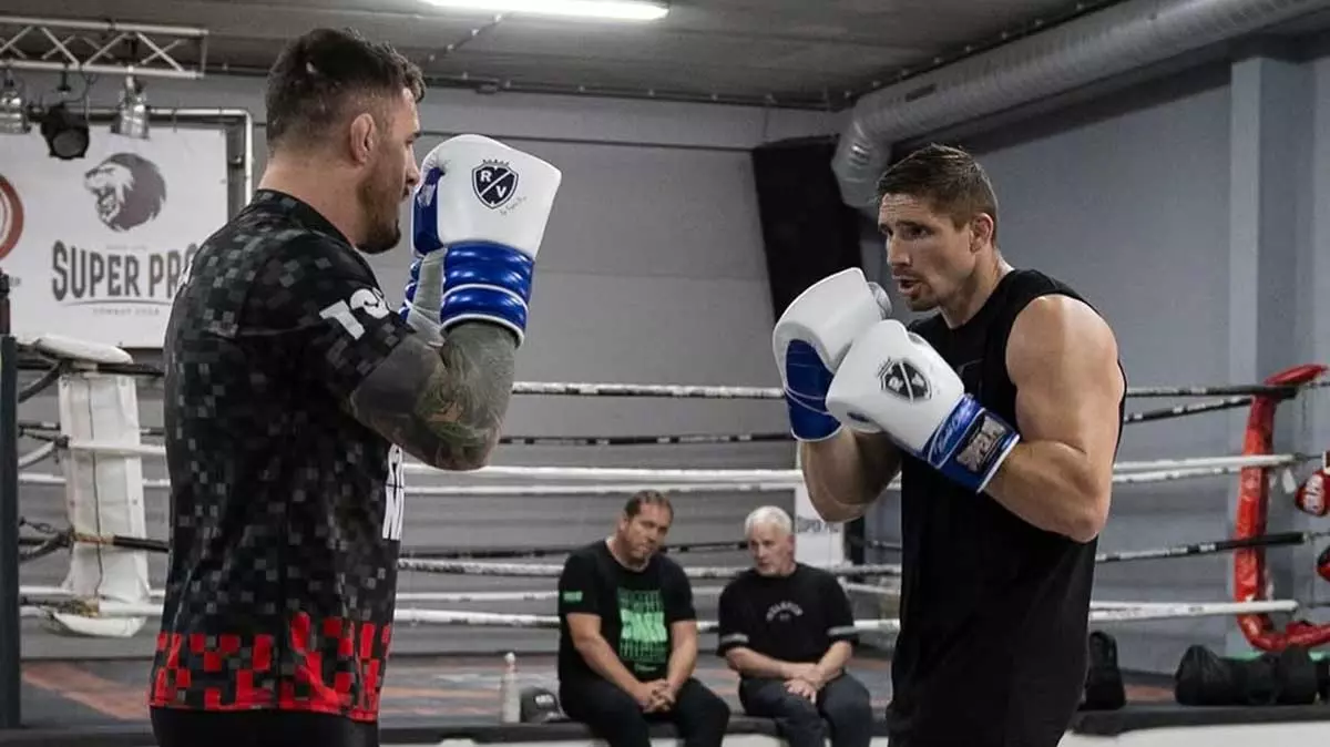 Том Аспиналл и Рико Верхувен