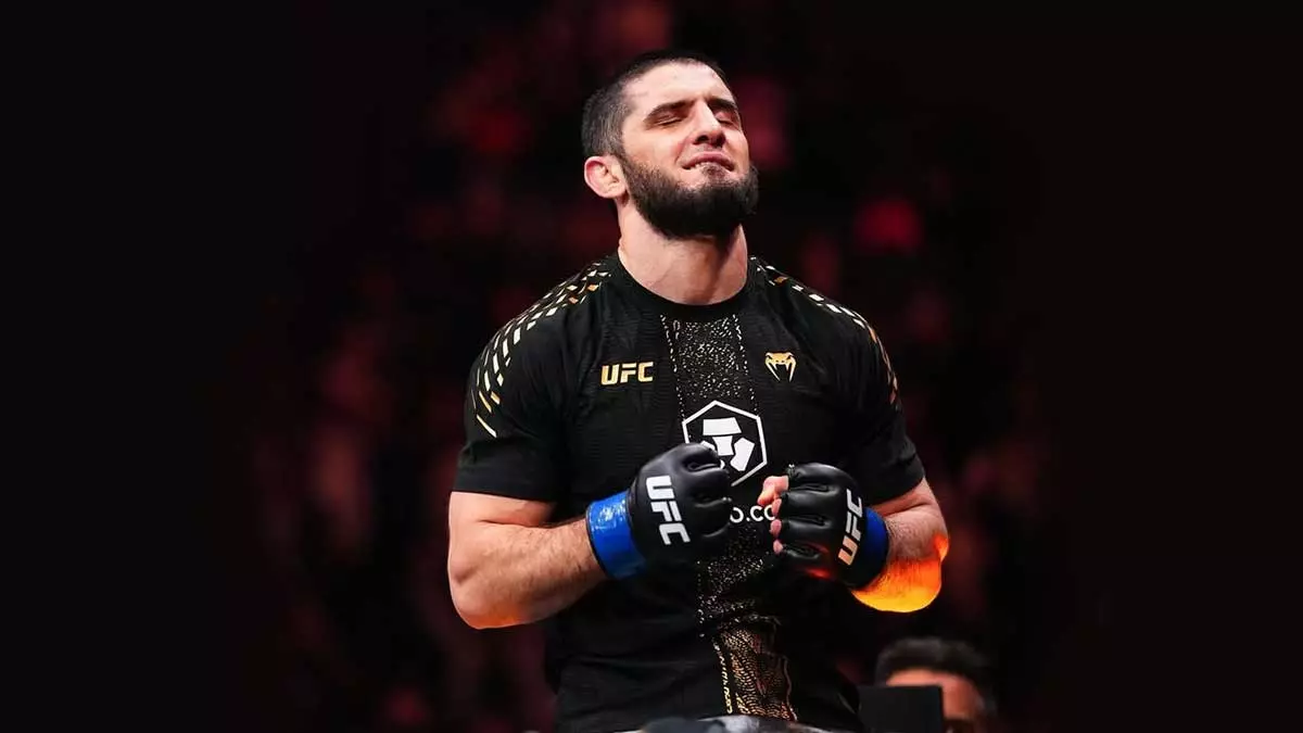 Ислам Махачев