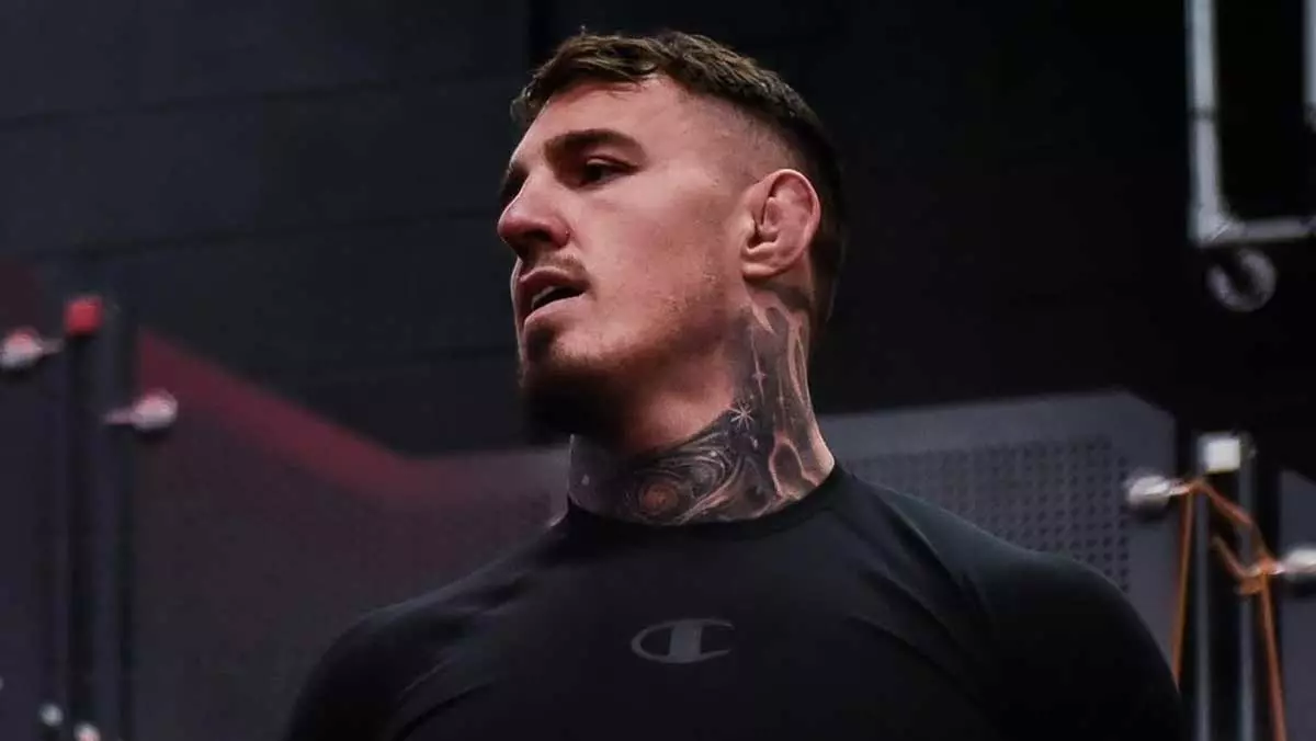 Том Аспиналл