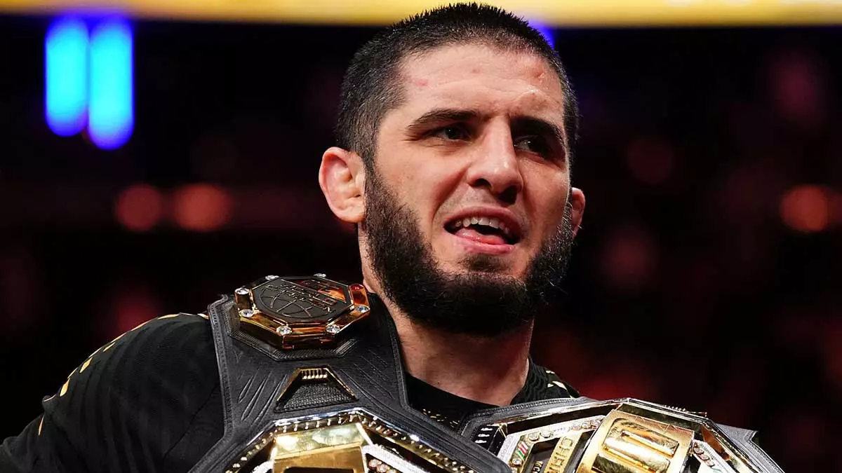 Ислам Махачев