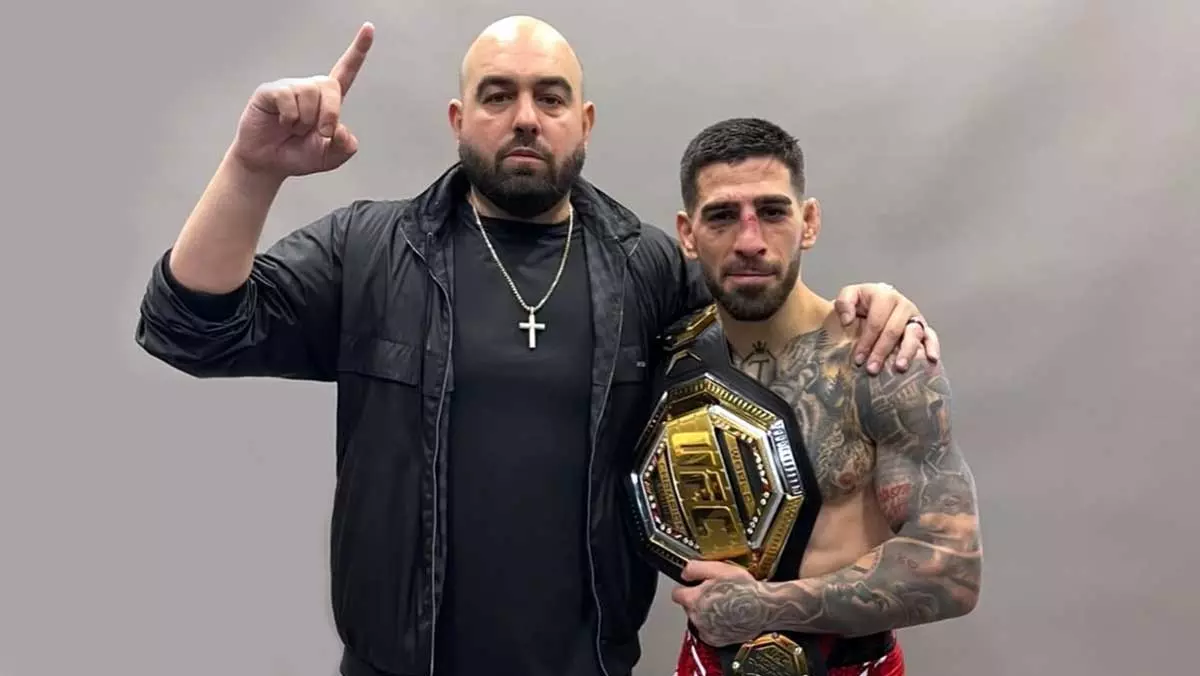 Малки Кава и Илия Топурия