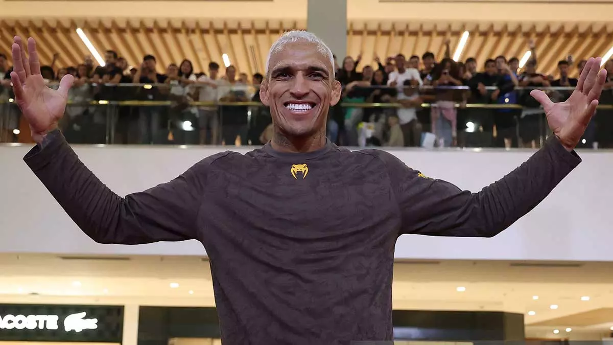 Чарльз Оливейра