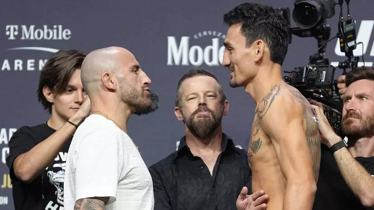 Алекс Волкановски и Макс Холловэй