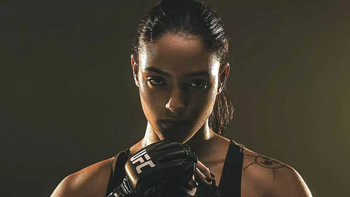 Бразильянка Перейра установит рекорд UFC в дебютном поединке