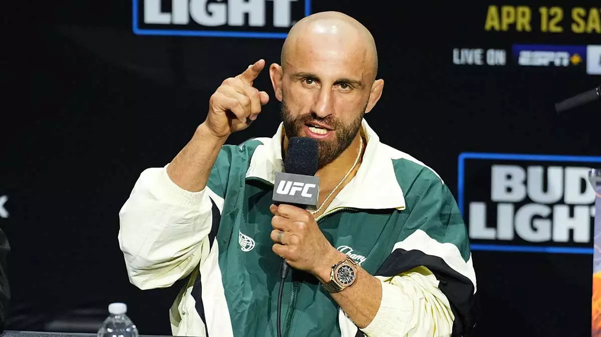 Александр Волкановски