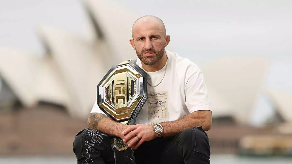 Александр Волкановски