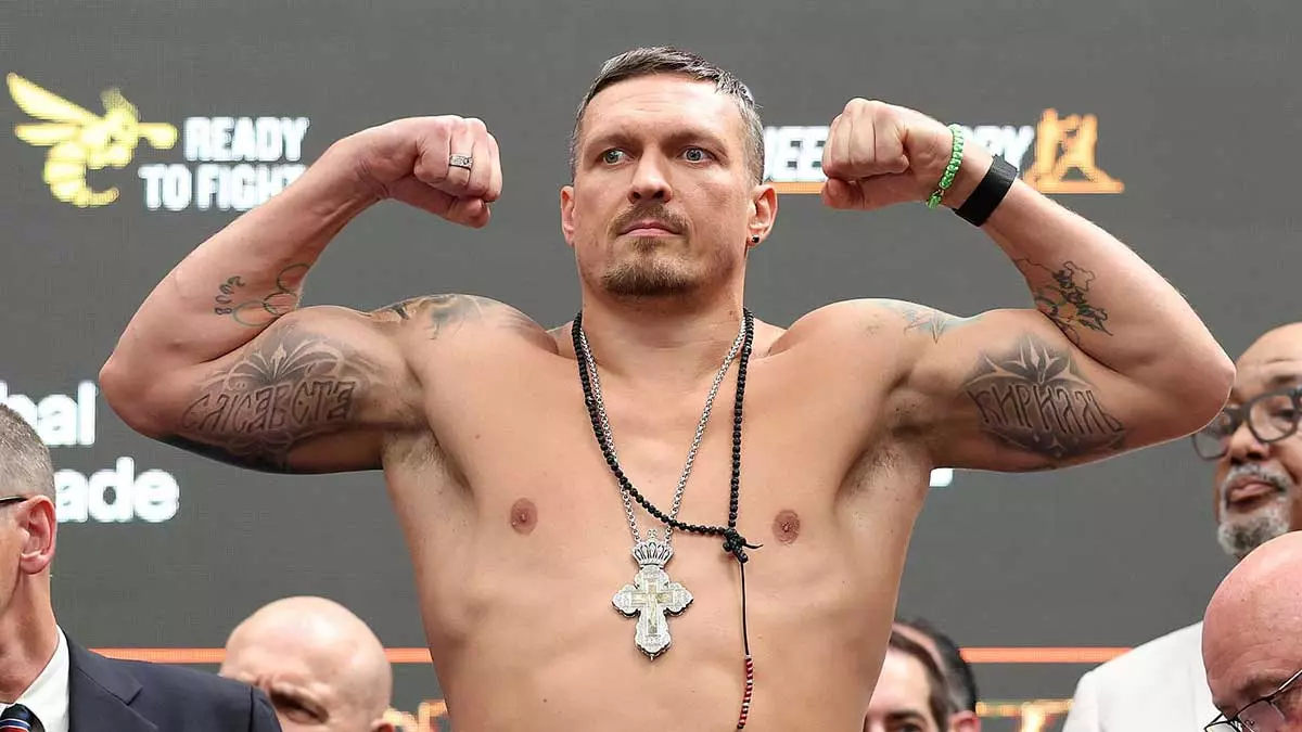 Александр Усик