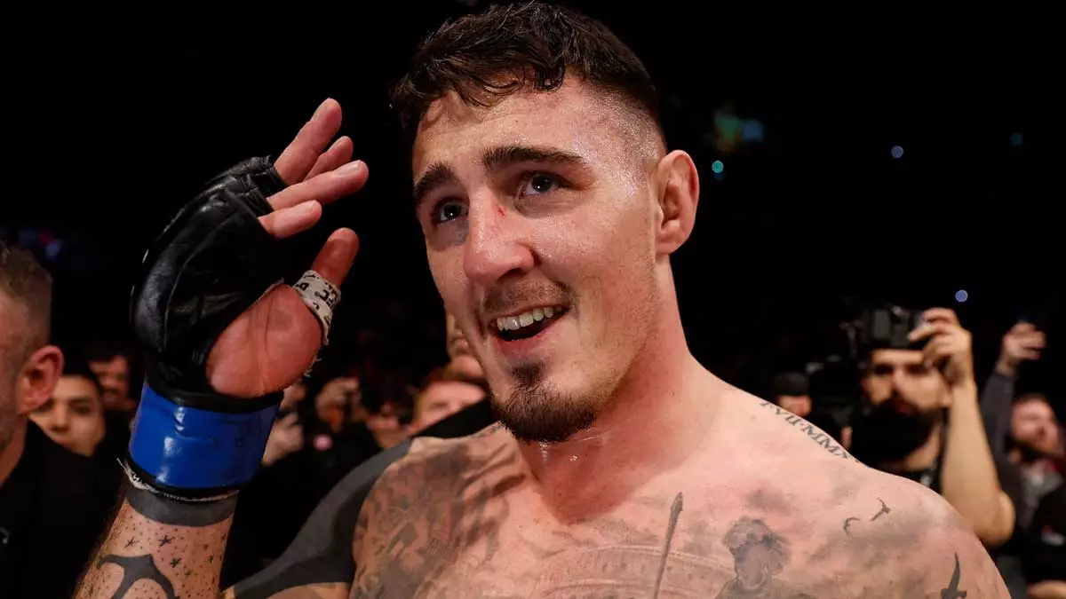 Том Аспиналл