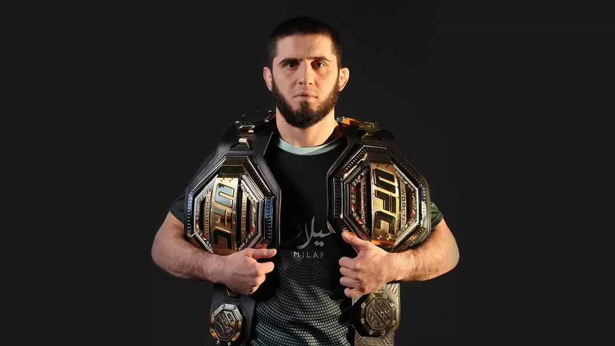 Ислам Махачев