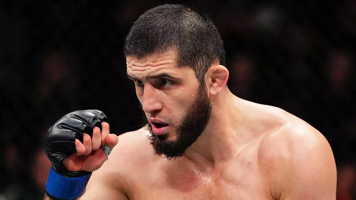 Ислам Махачев