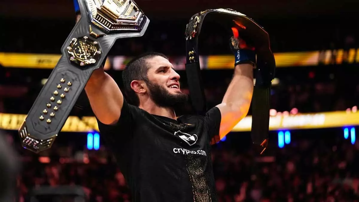 Ислам Махачев