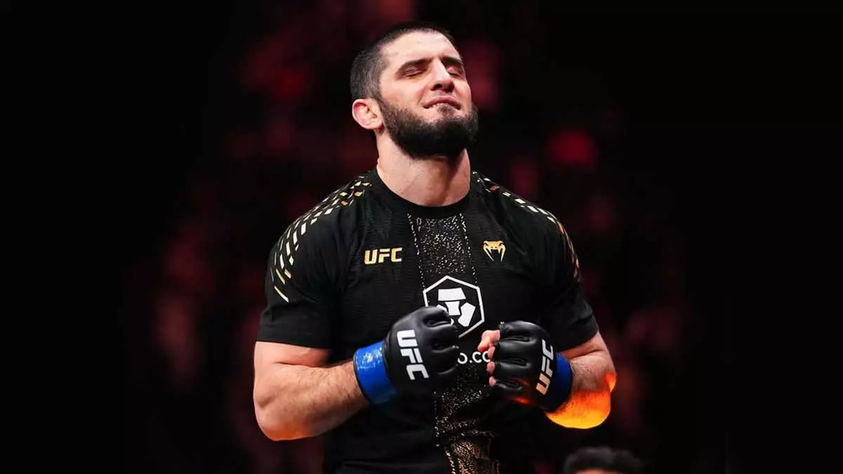 Ислам Махачев