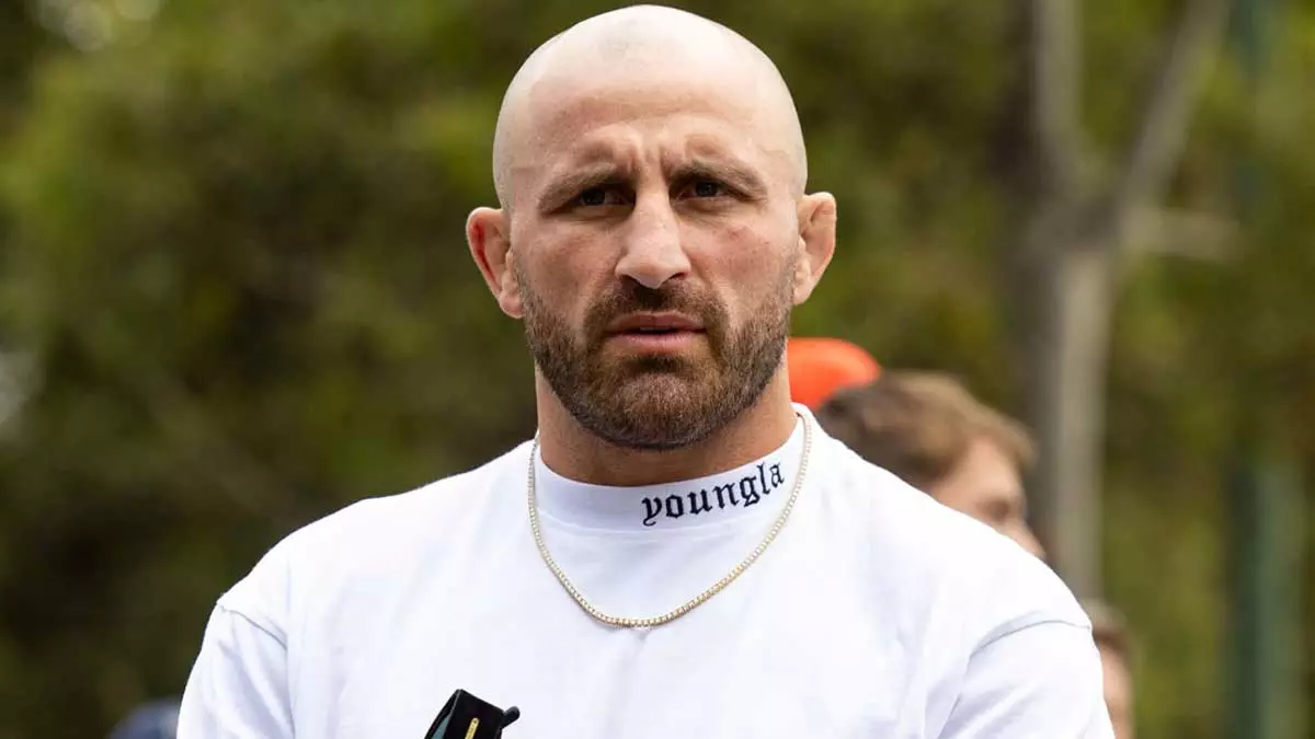 Семья Волкановски просит чемпиона UFC завершить карьеру