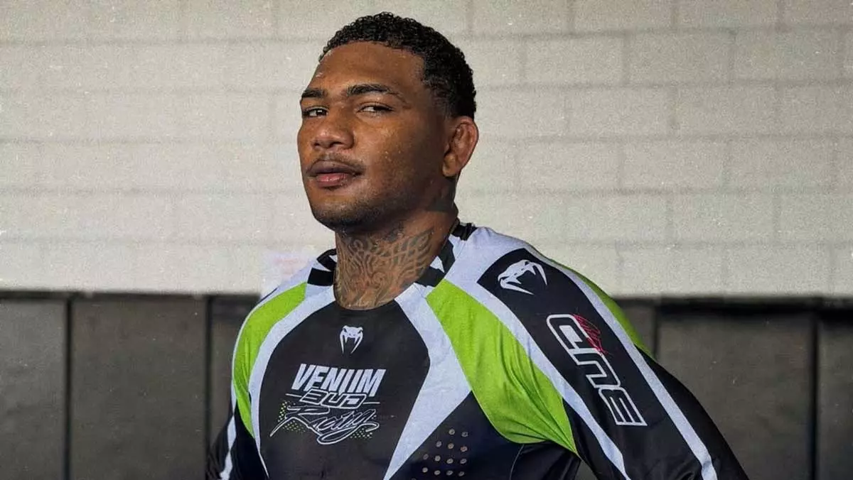 Майкл Моралес