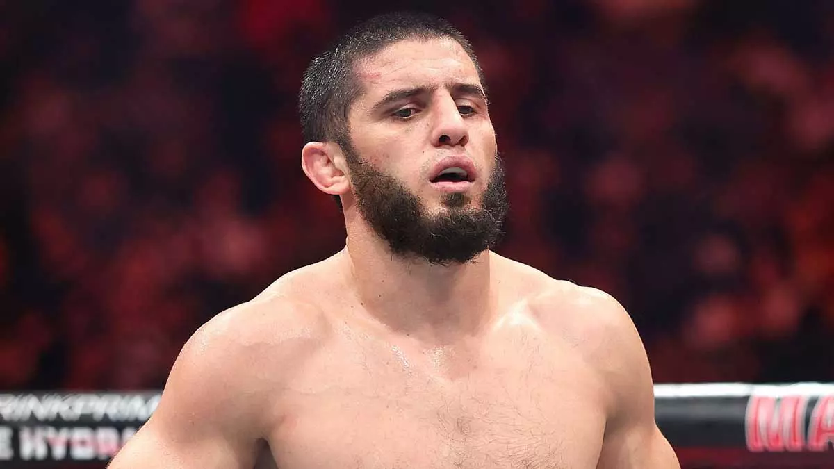 Ислам Махачев