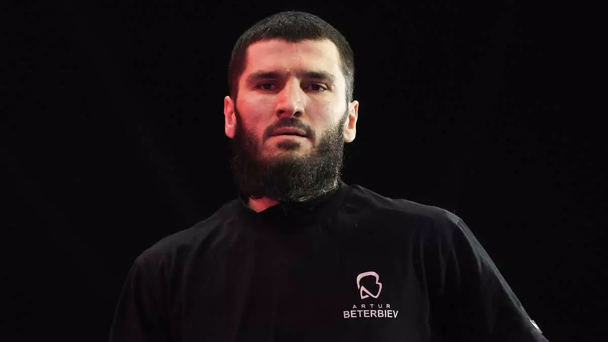 Артур Бетербиев
