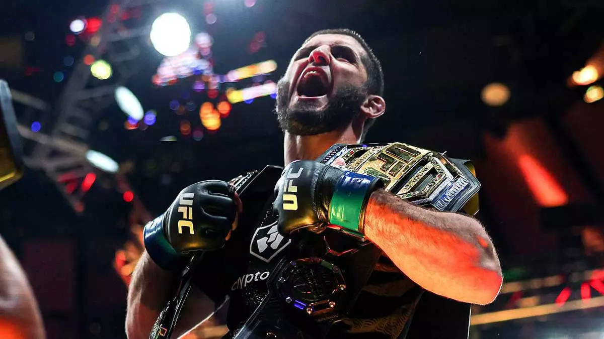 Ислам Махачев