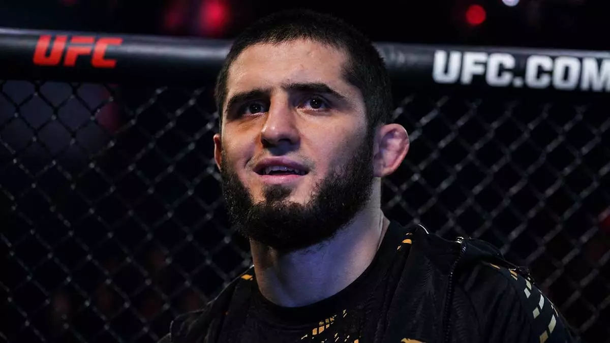 Ислам Махачев