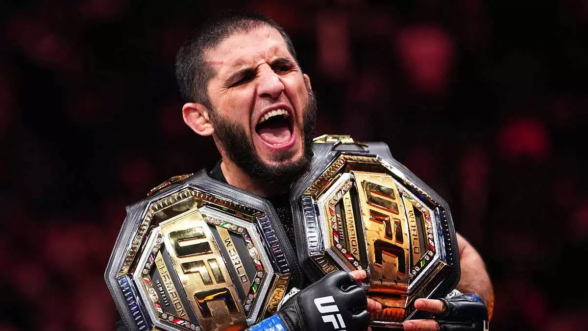 Ислам Махачев