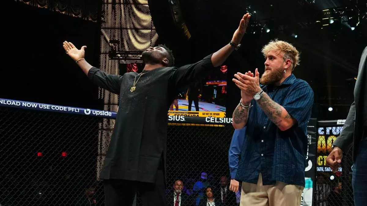 Фрэнсис Нганну и Джейк Пол