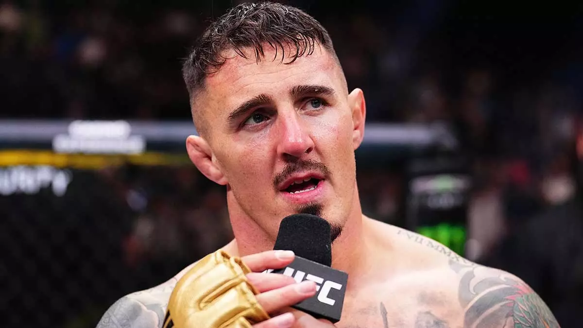 Том Аспиналл