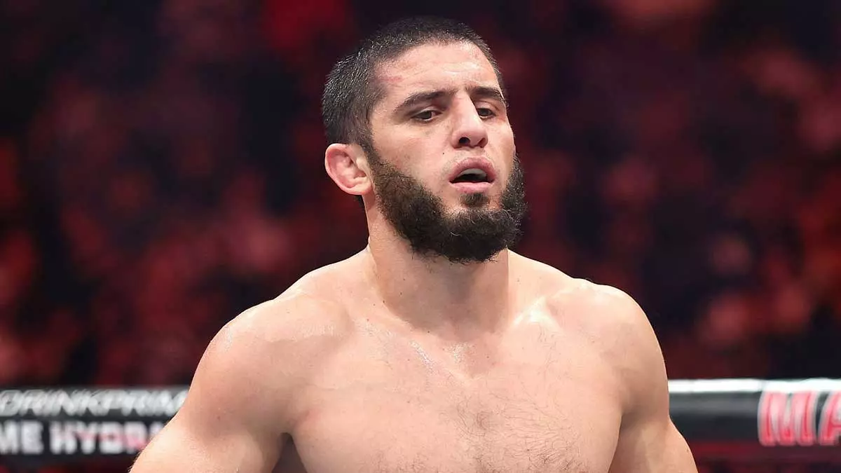 Ислам Махачев