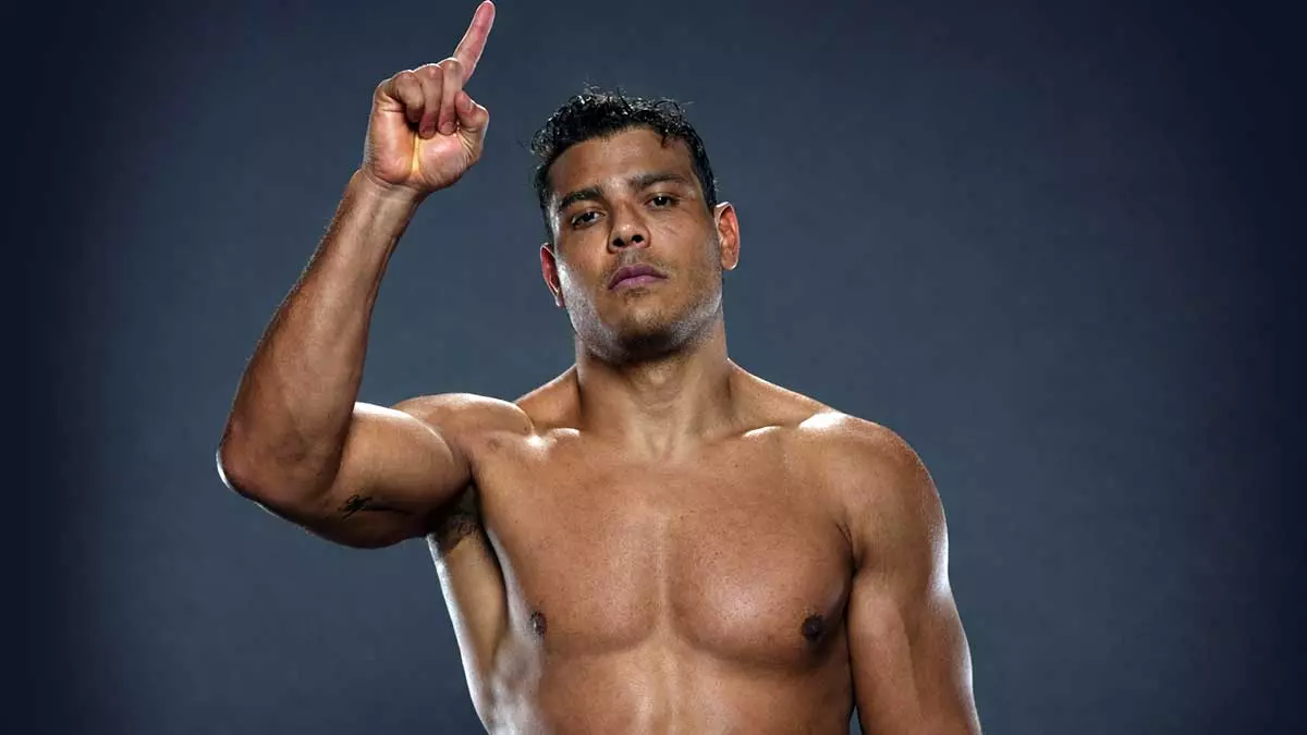 Пауло Коста