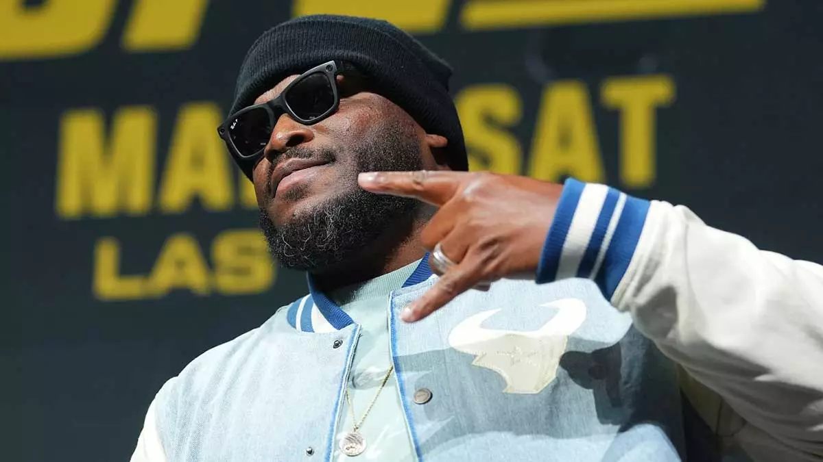 Деррик Льюис